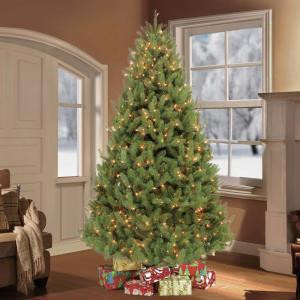 7.5 ft. Pre-Lit Colorado Spruce Artificial Christmas Tree with 800 Clear Lights